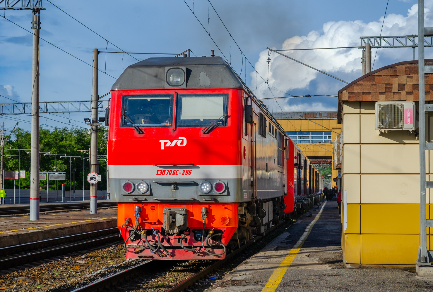 ТЭП70БС-296