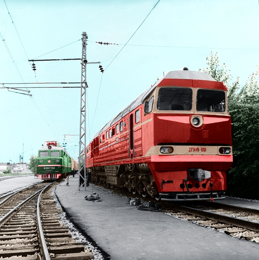 2ТЭ116-001