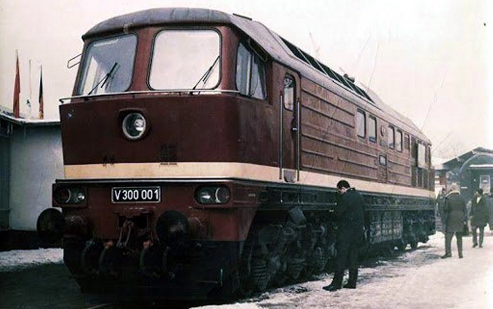 V300 001
