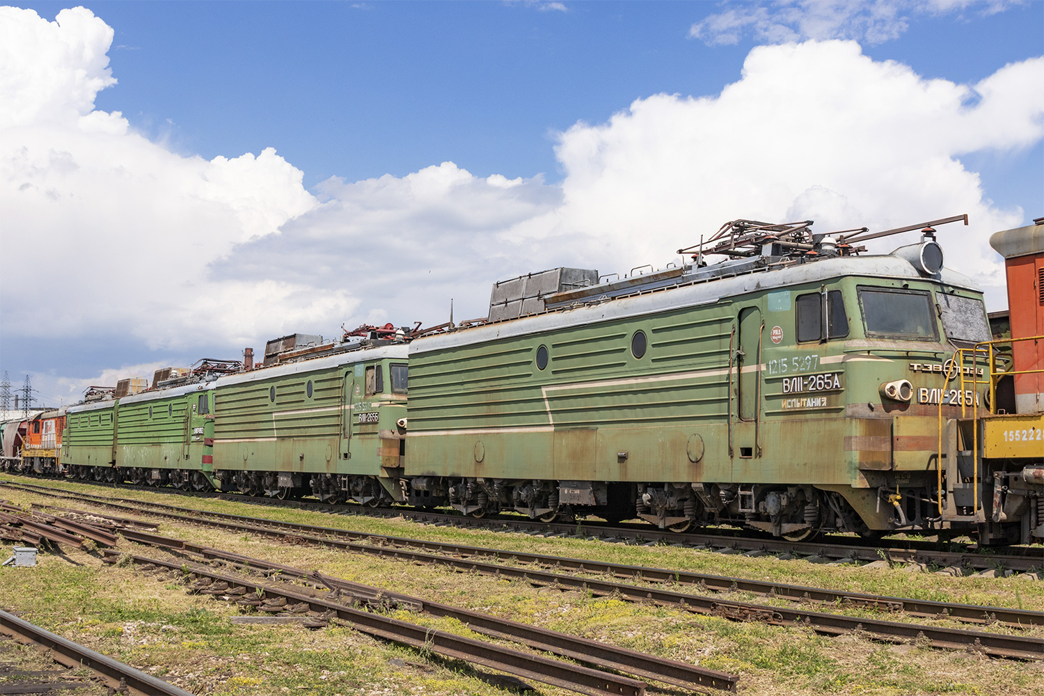 ВЛ11-265