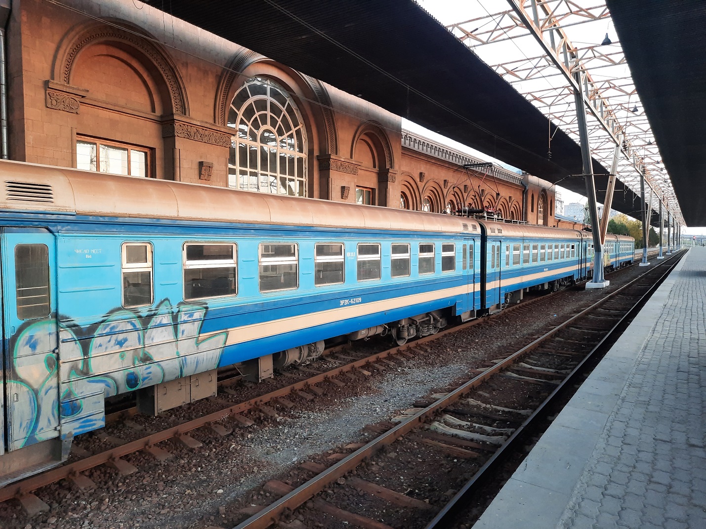 ЭР2К-621; Passenger and service cars (Armenian Railways)