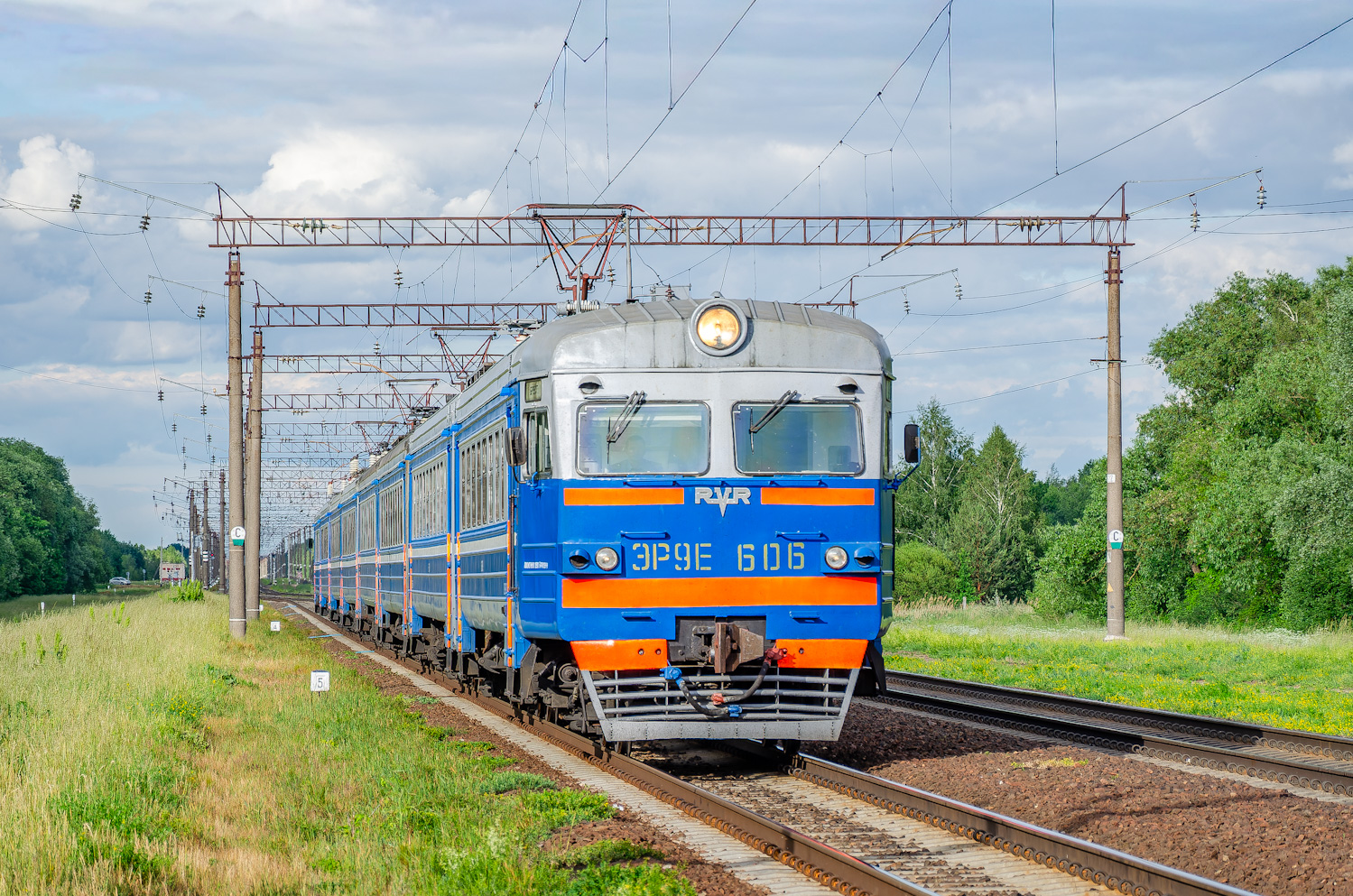 ЭР9Е-606