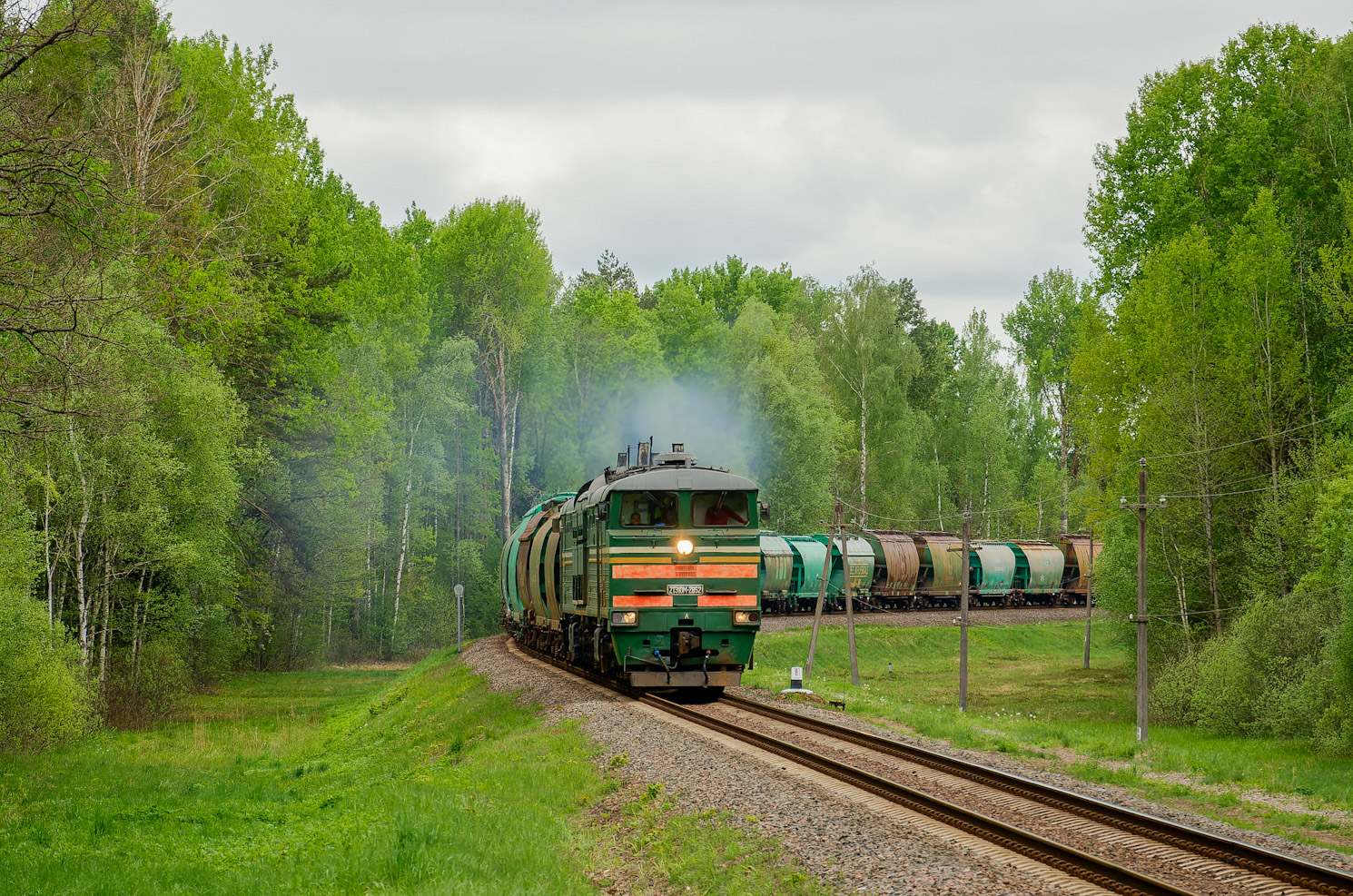 2ТЭ10М-2852