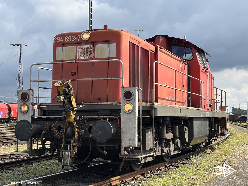 294 693-7