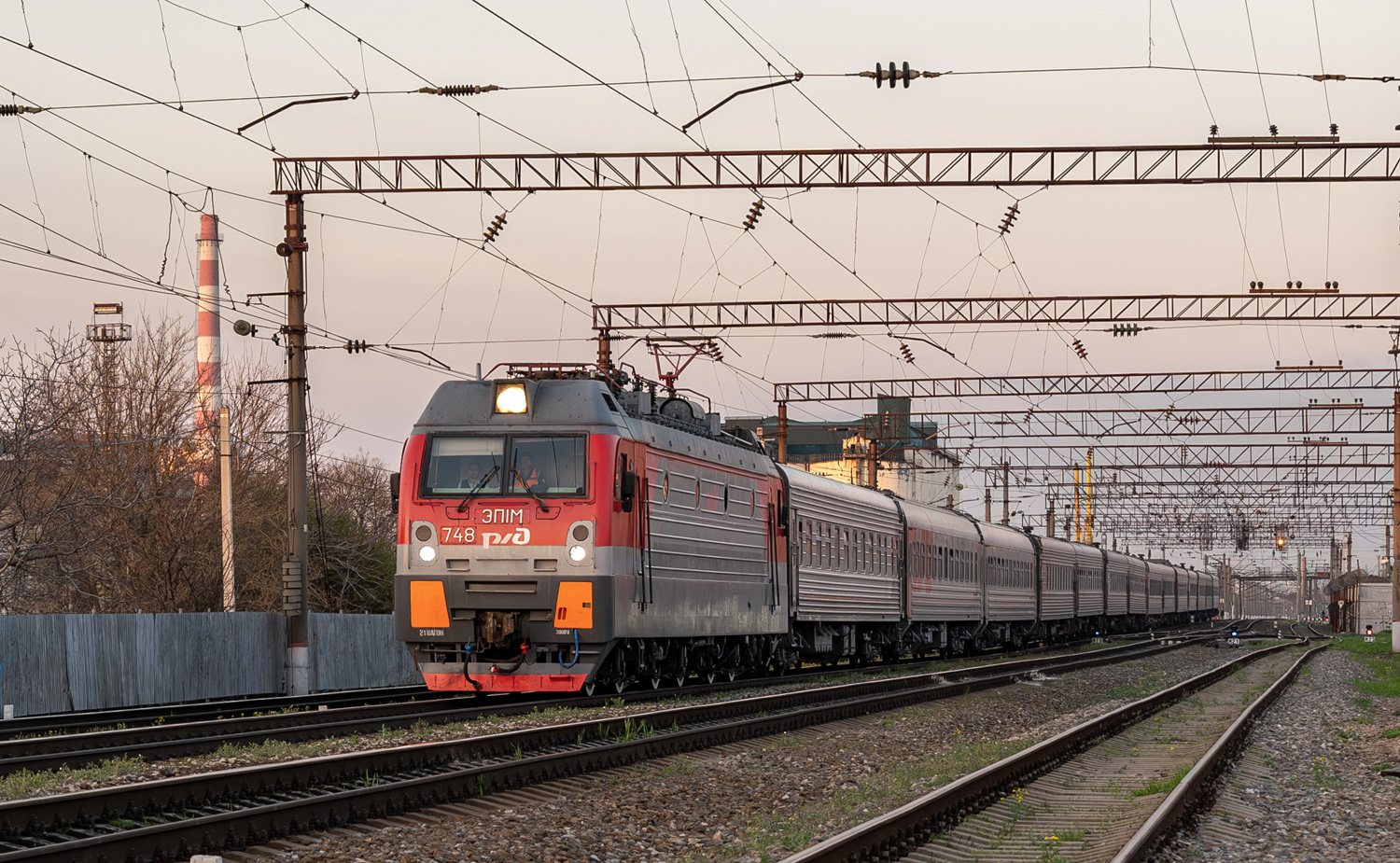 ЭП1М-748