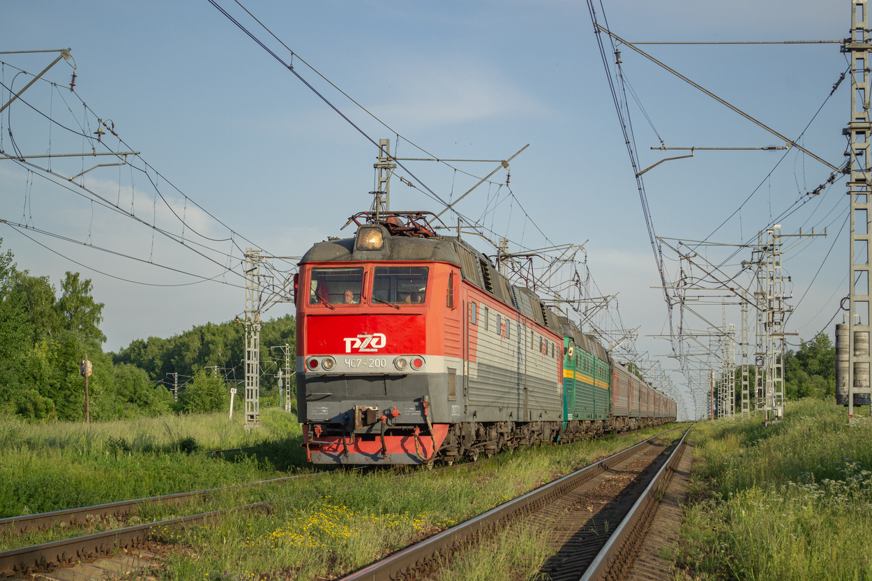 ЧС7-200