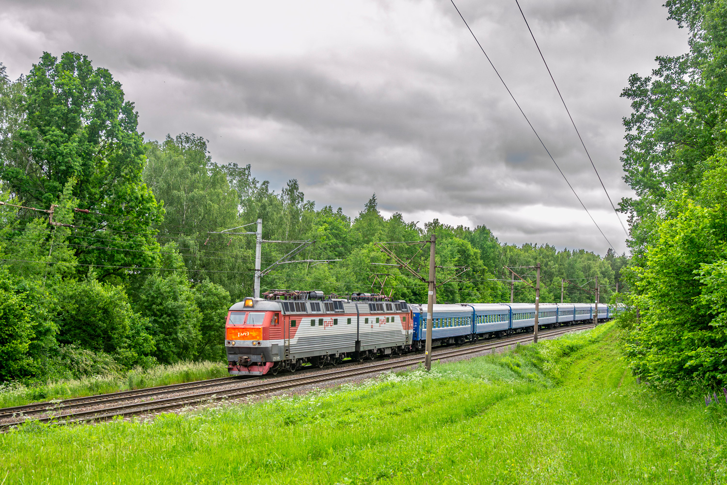 ЧС8-060