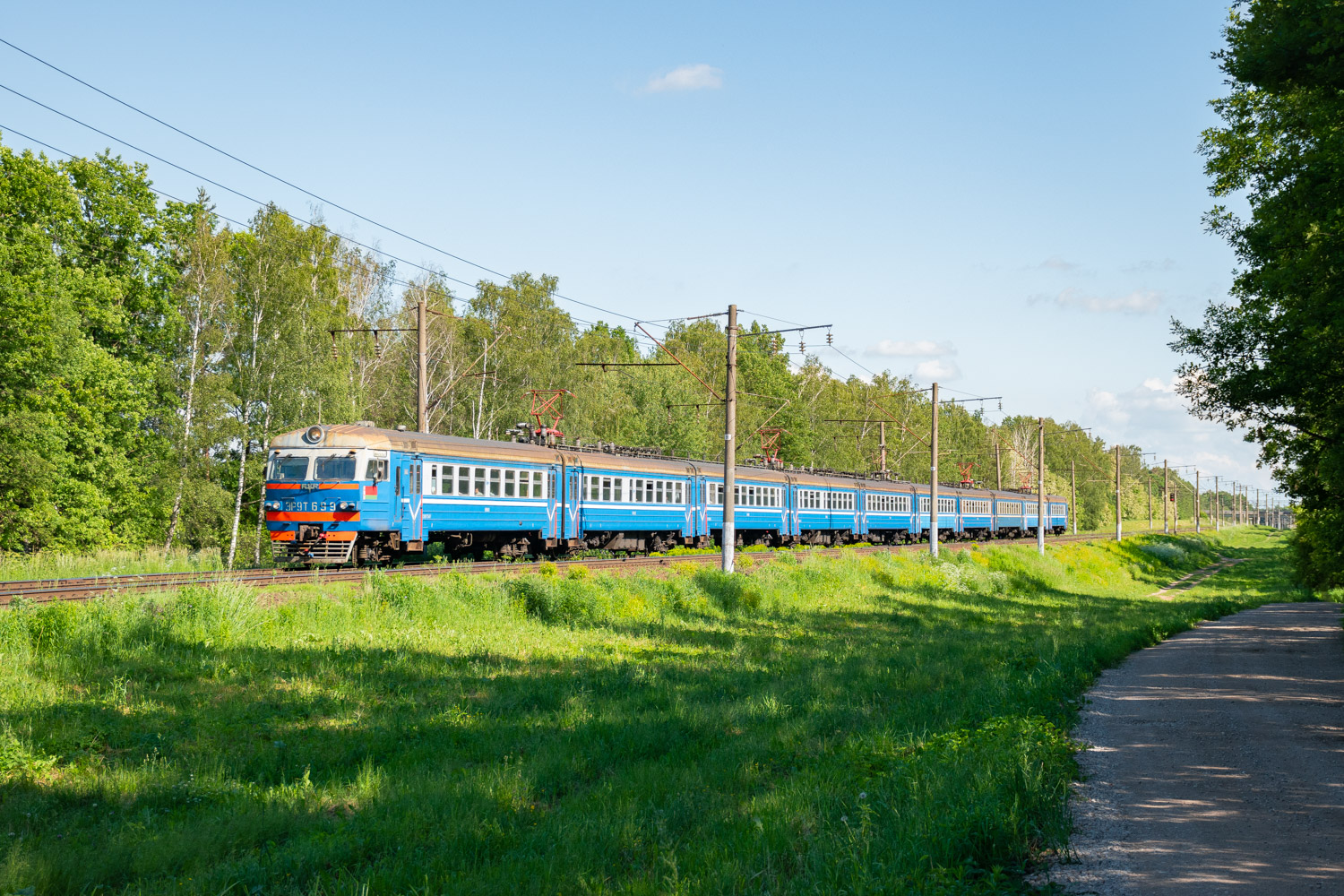 ЭР9Т-699