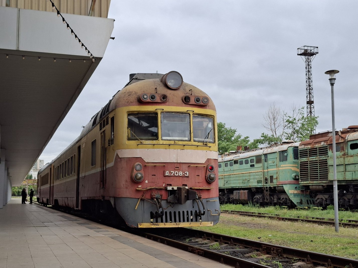 Д1-708
