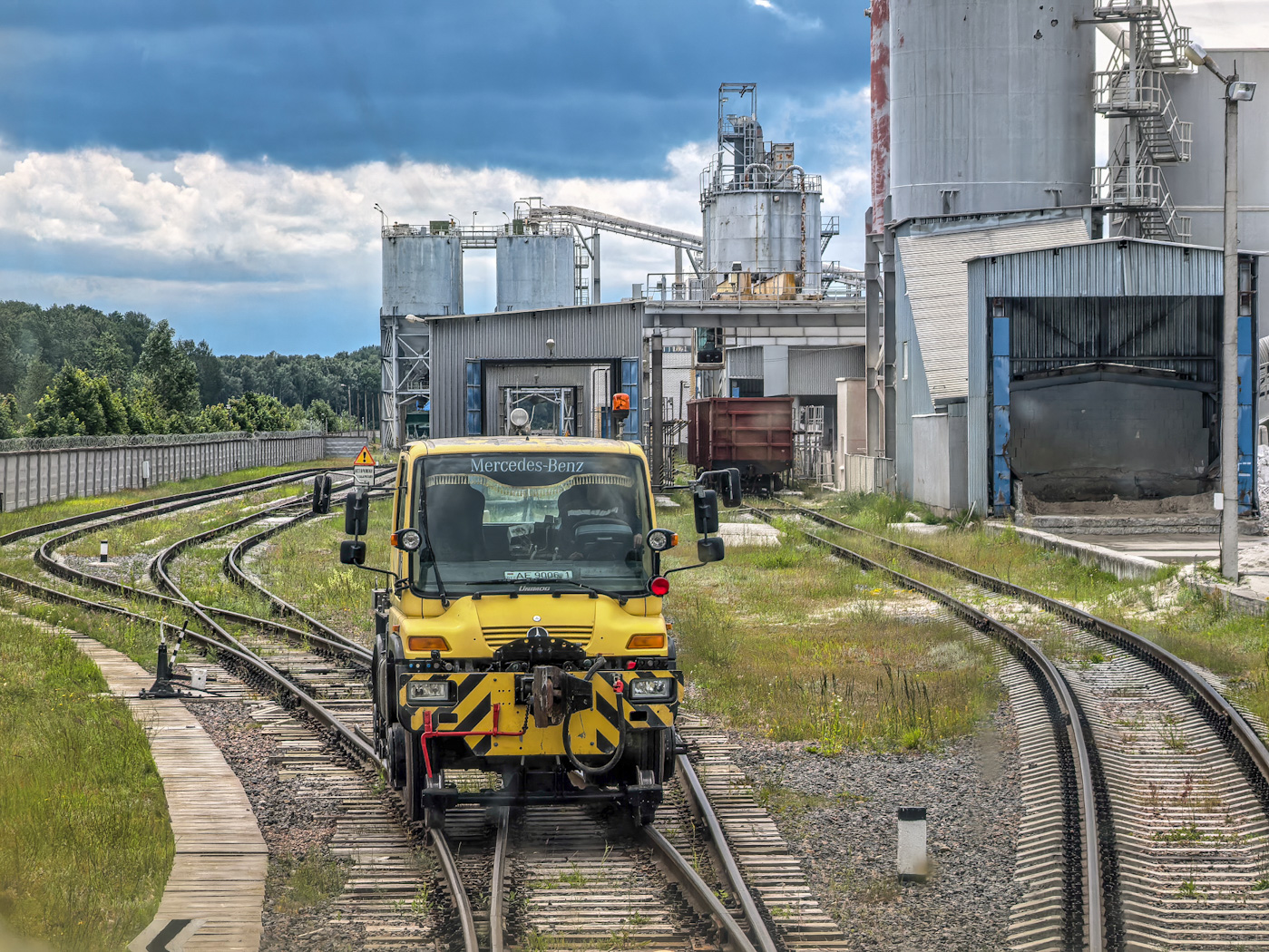 Mercedes-Benz Unimog 400