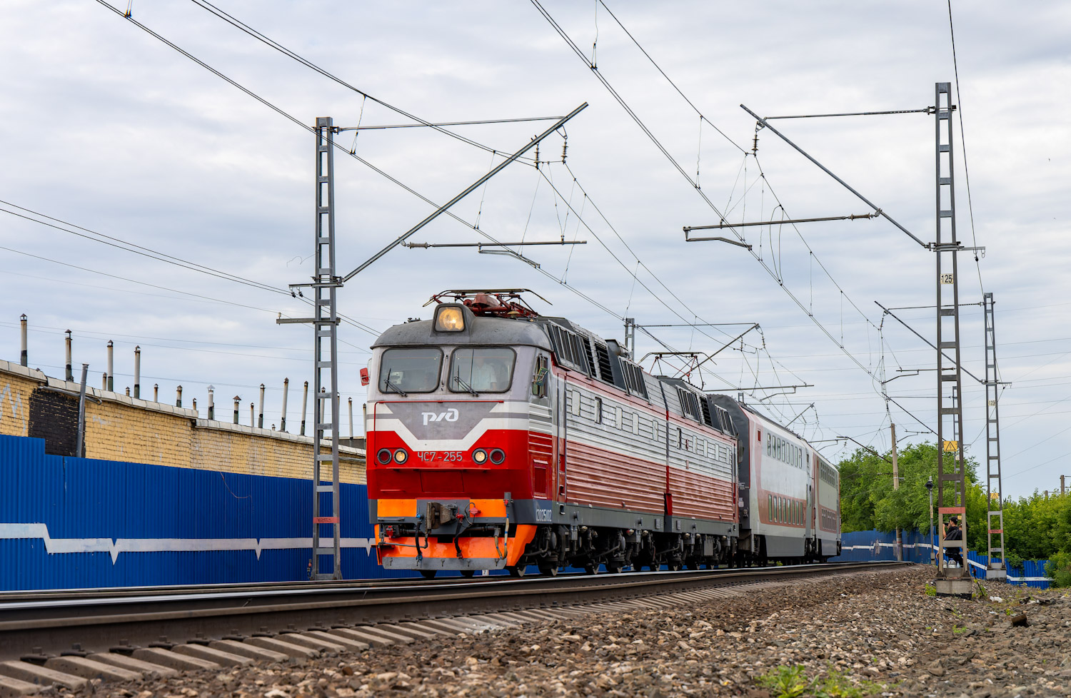 ЧС7-255