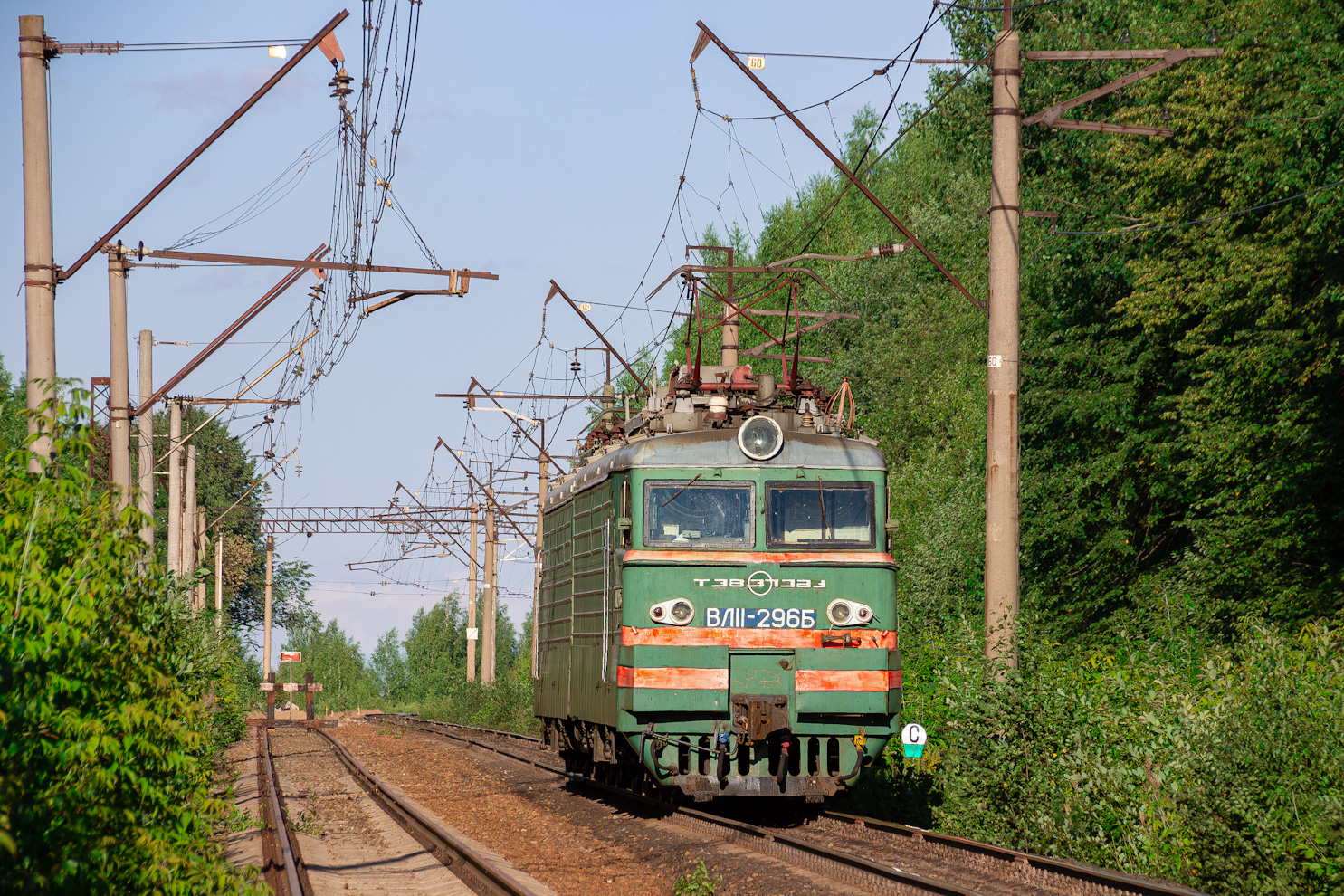 ВЛ11-296