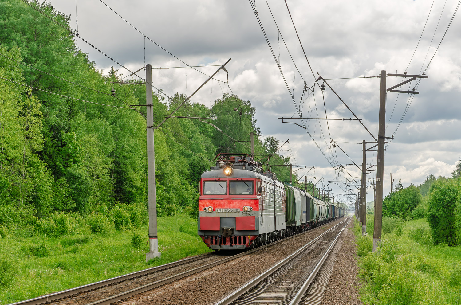 ВЛ11-220