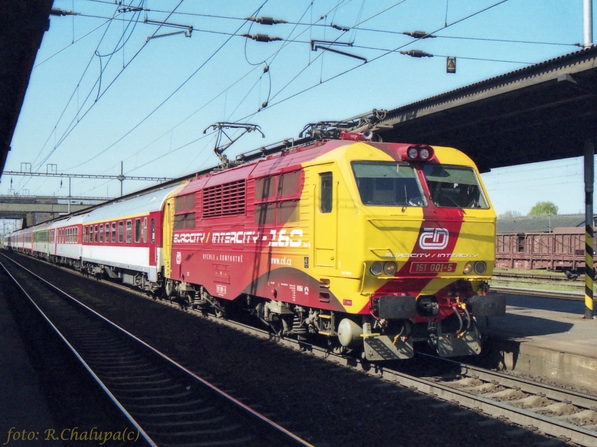 151 001-5