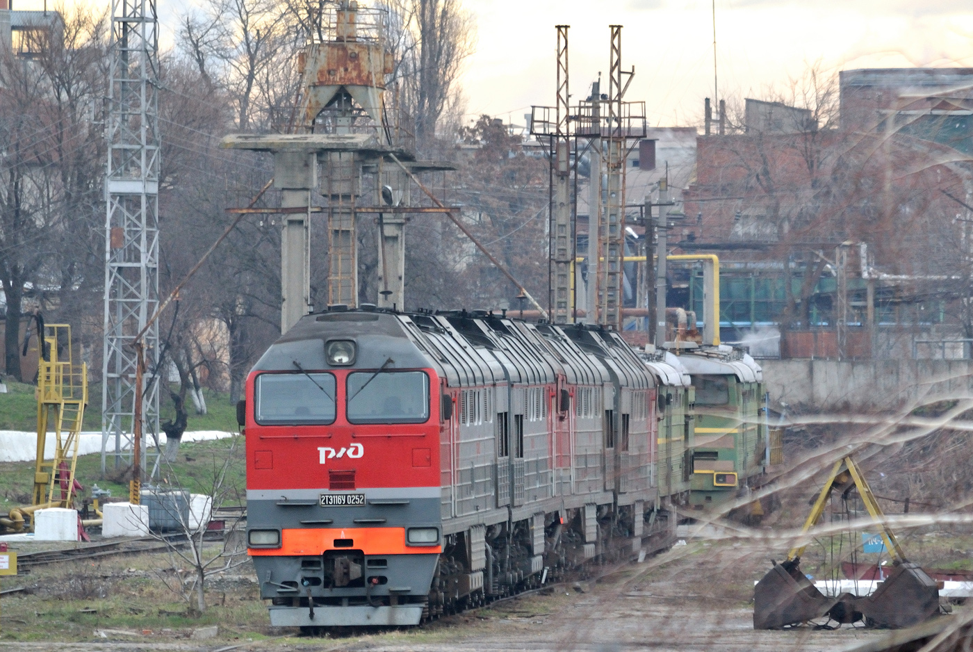 2ТЭ116У-0252