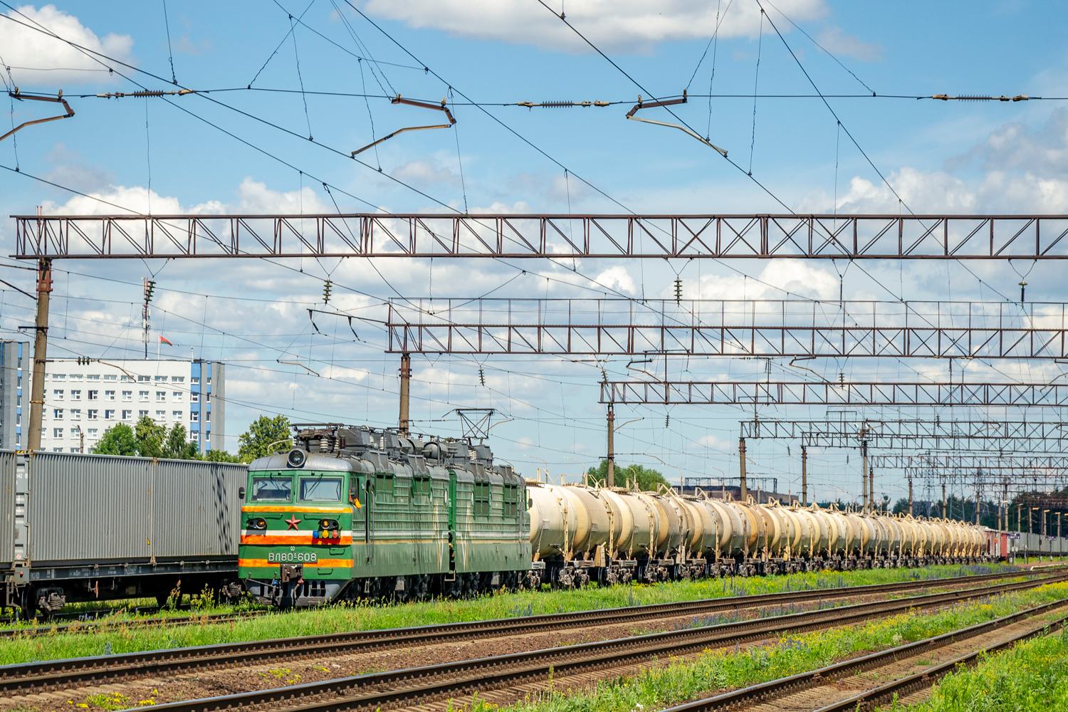 ВЛ80С-608