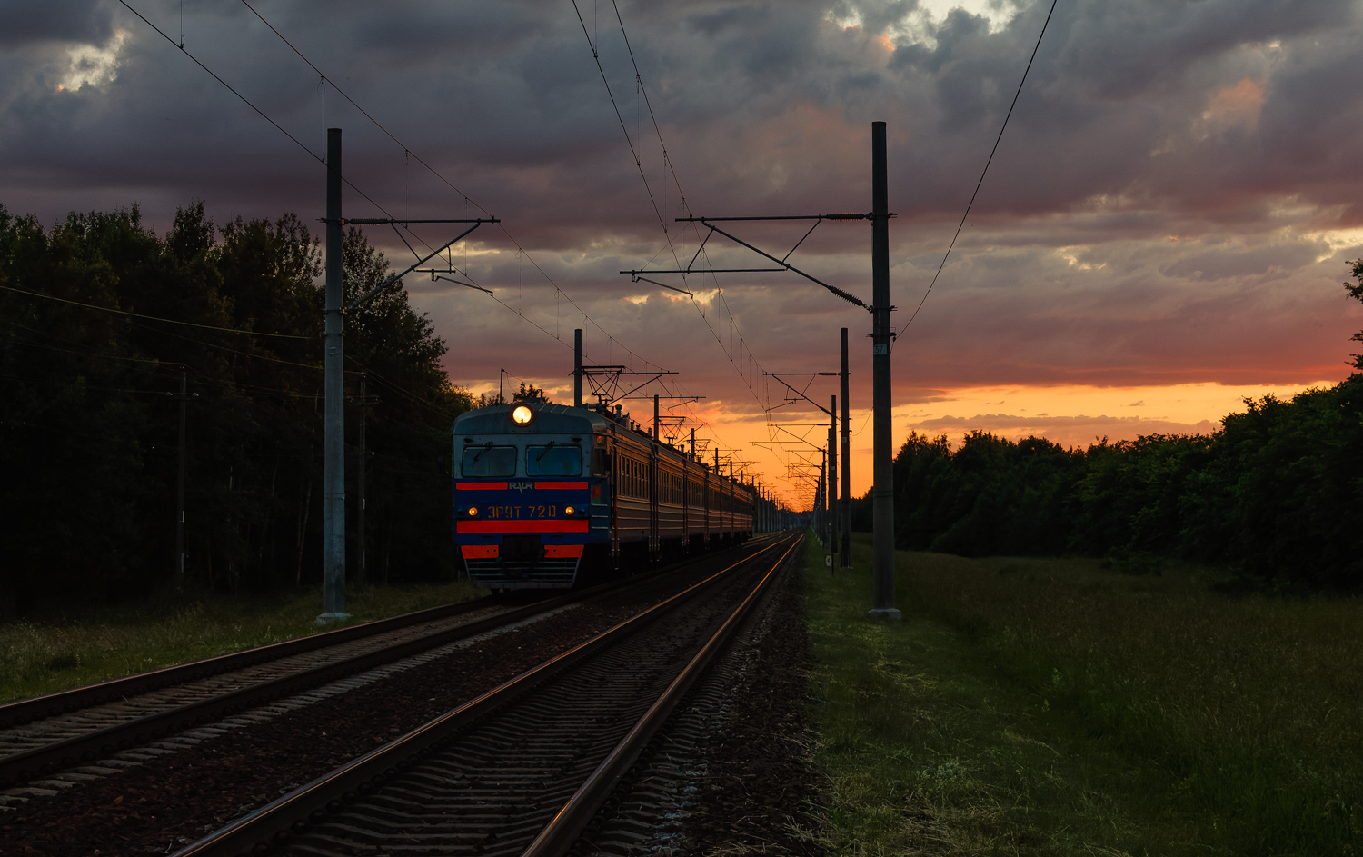 ЭР9Т-720