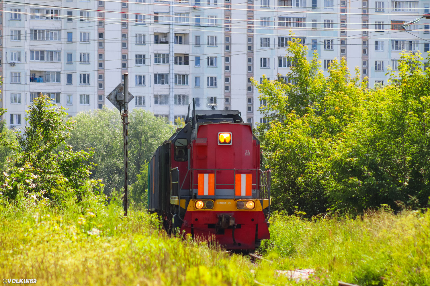 ТЭМ18ДМ-332