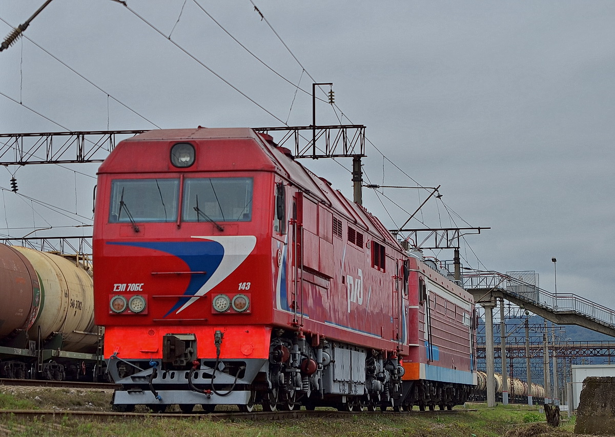 ТЭП70БС-143