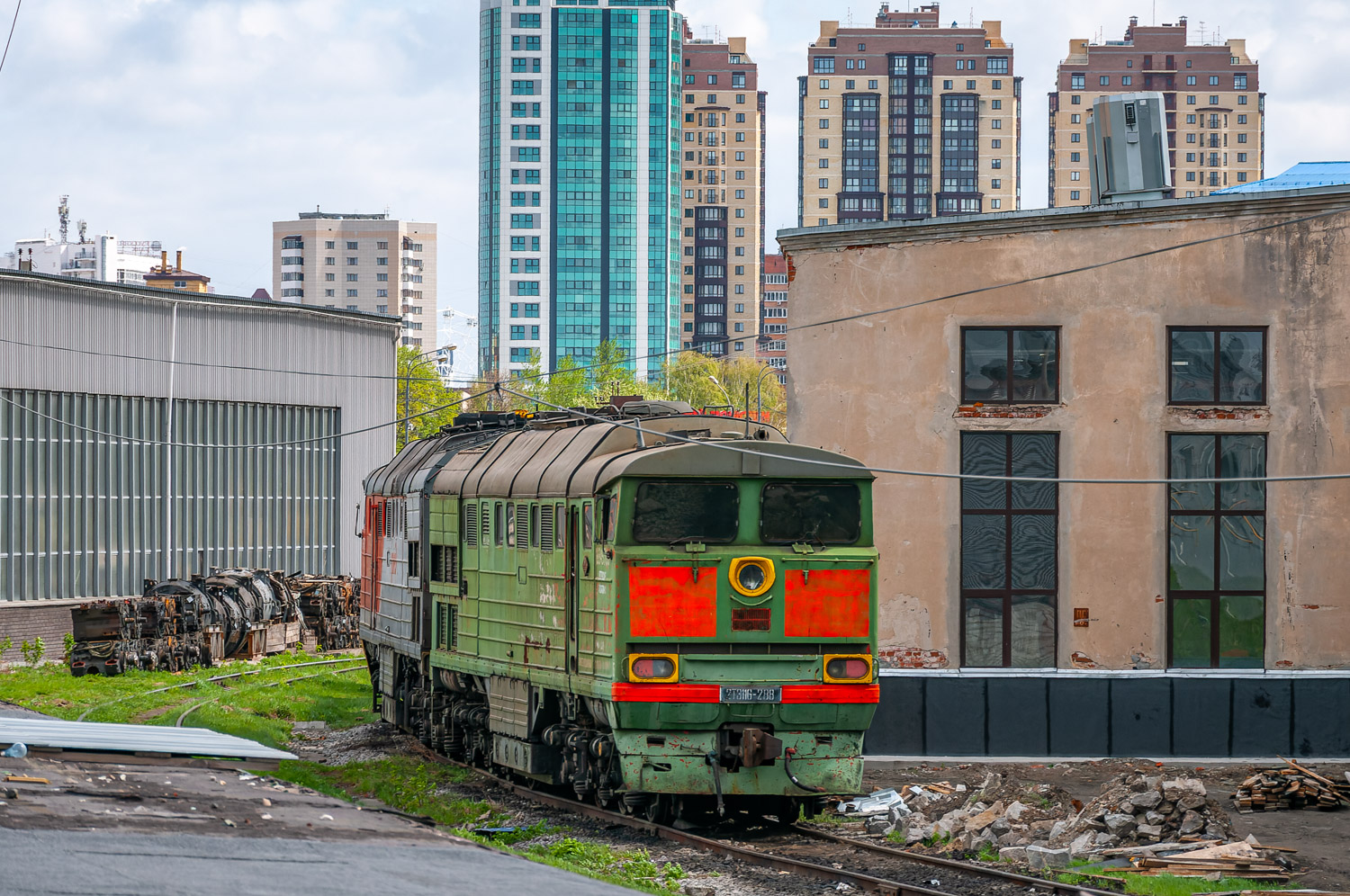2ТЭ116-288