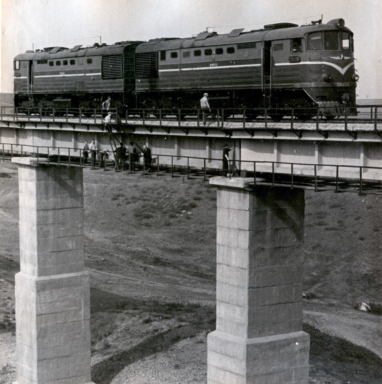ТЭ3-2735