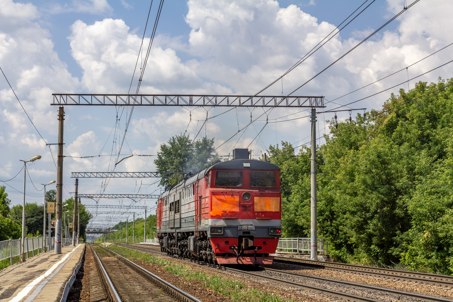 2ТЭ10У-0200