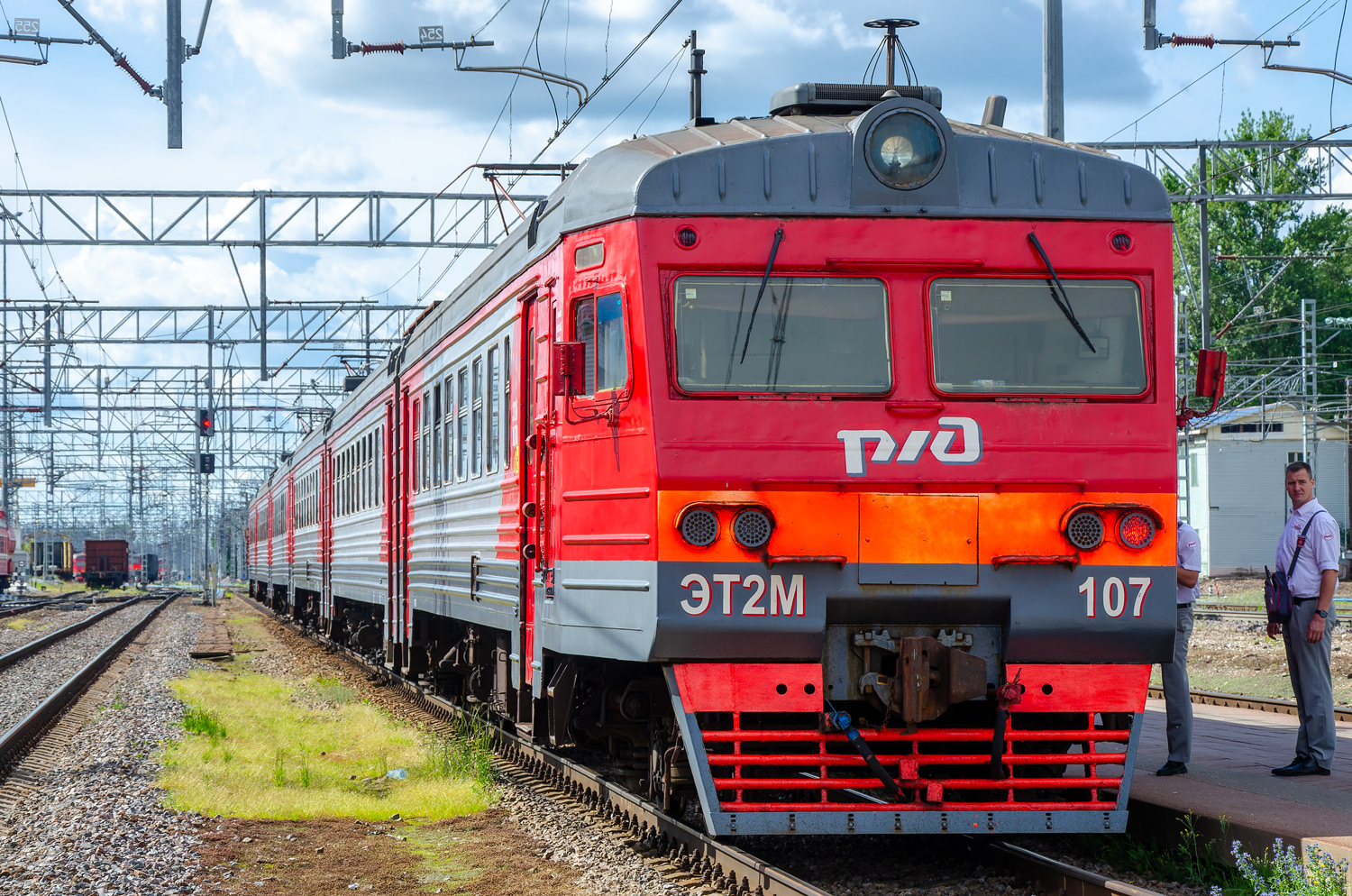 ЭТ2М-107