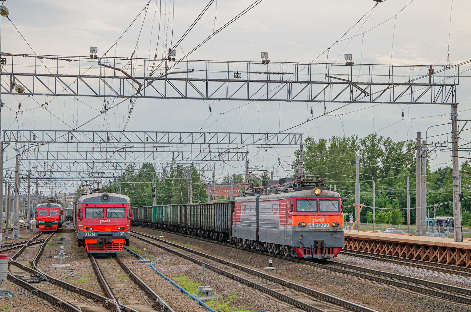ЭТ2М-137; ВЛ10У-890