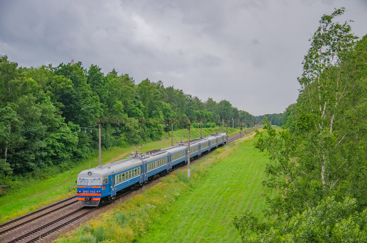 ЭР9Т-720