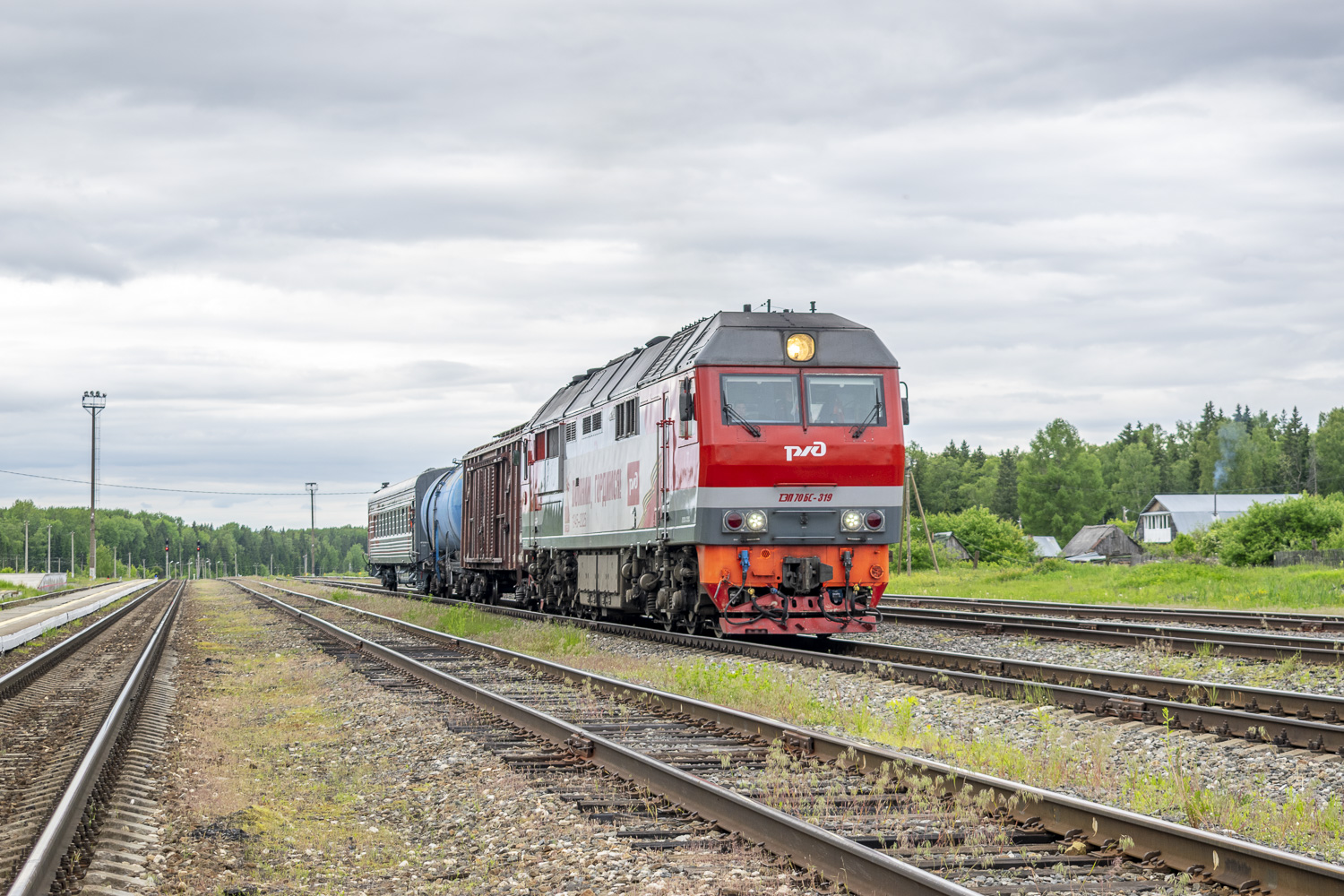 ТЭП70БС-319