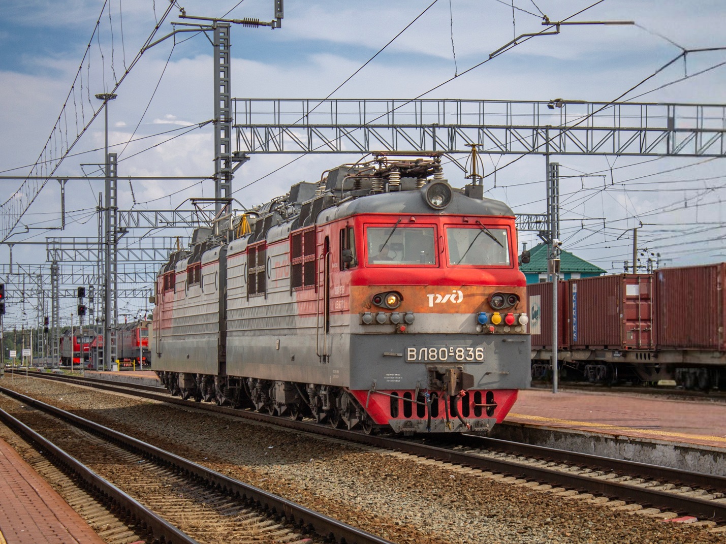 ВЛ80С-836