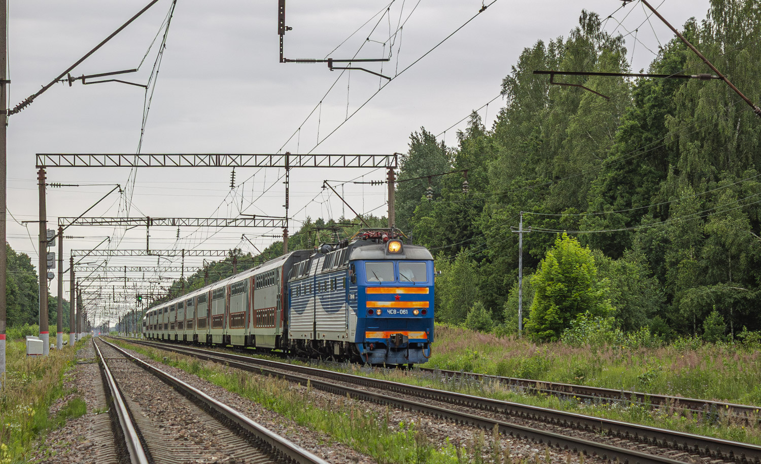 ЧС8-061