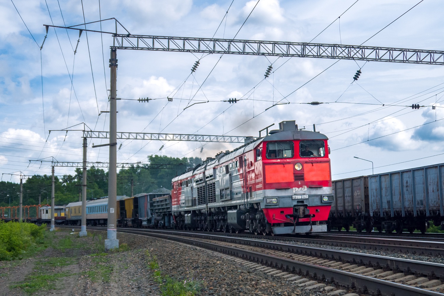 2ТЭ10М-3203