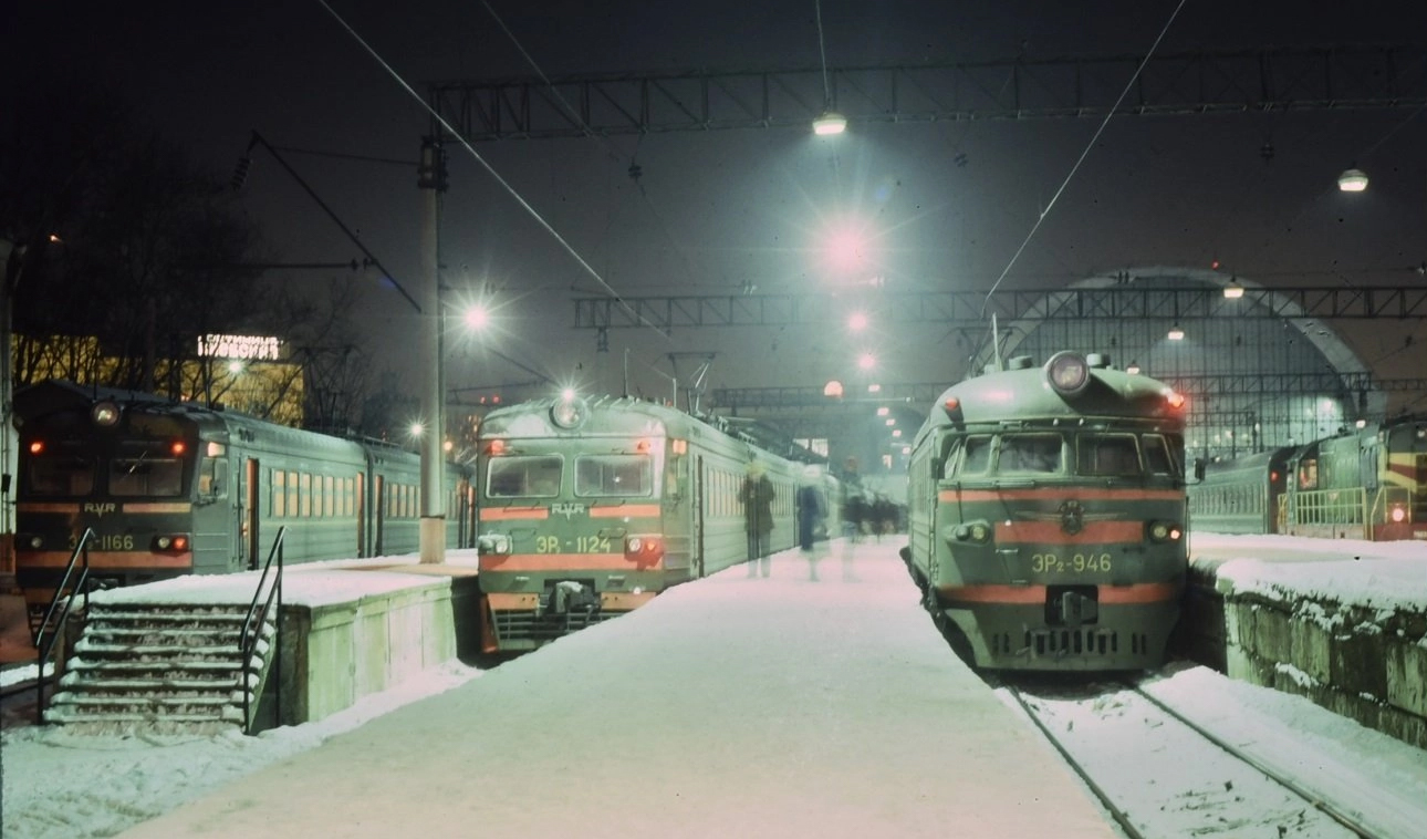 ЭР2-1124; ЭР2-946; Исторические фотографии (Московская железная дорога)