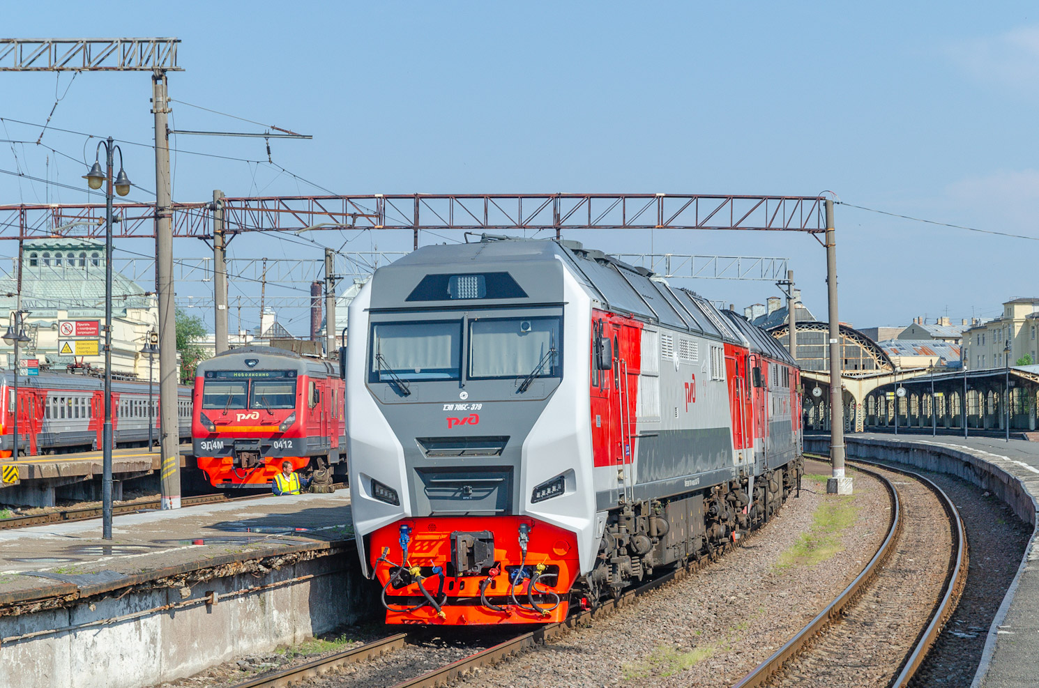 ТЭП70БС-379