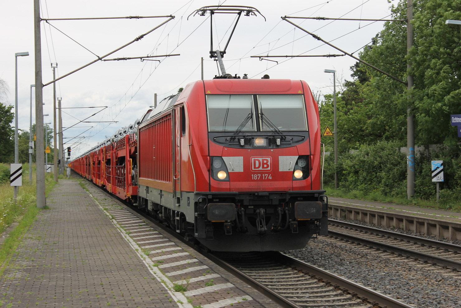 187 174