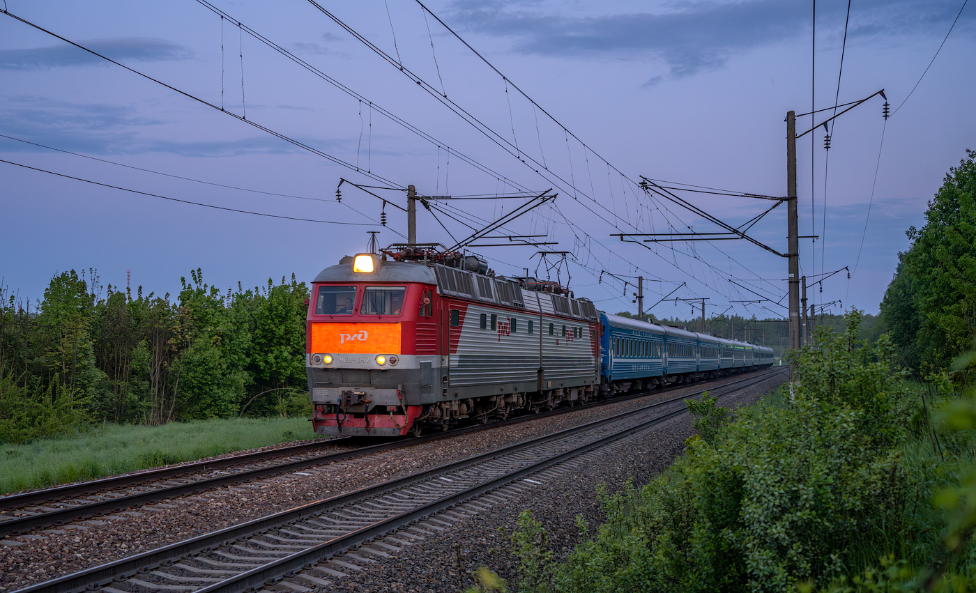 ЧС8-052