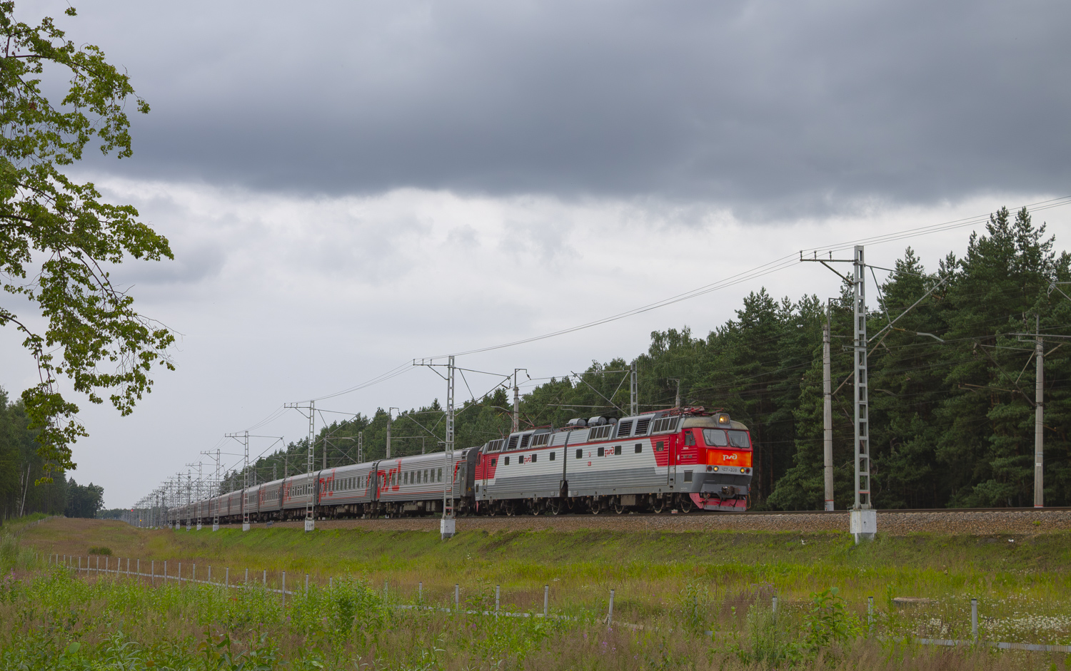ЧС7-208