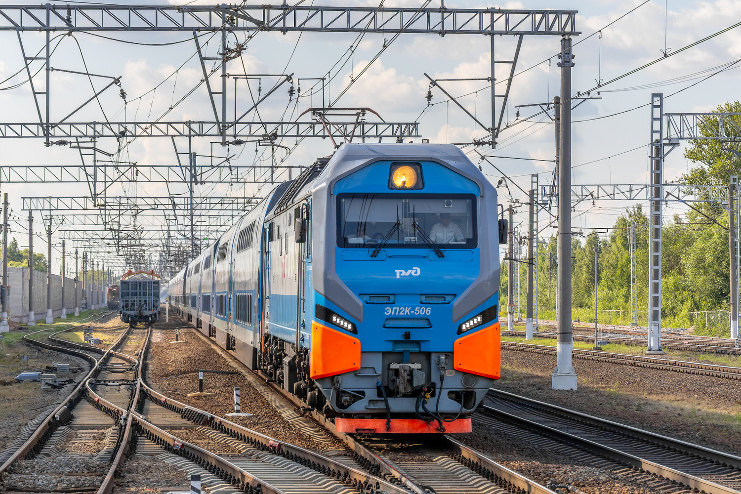 ЭП2К-506; Фирменные Поезда (Октябрьская железная дорога)