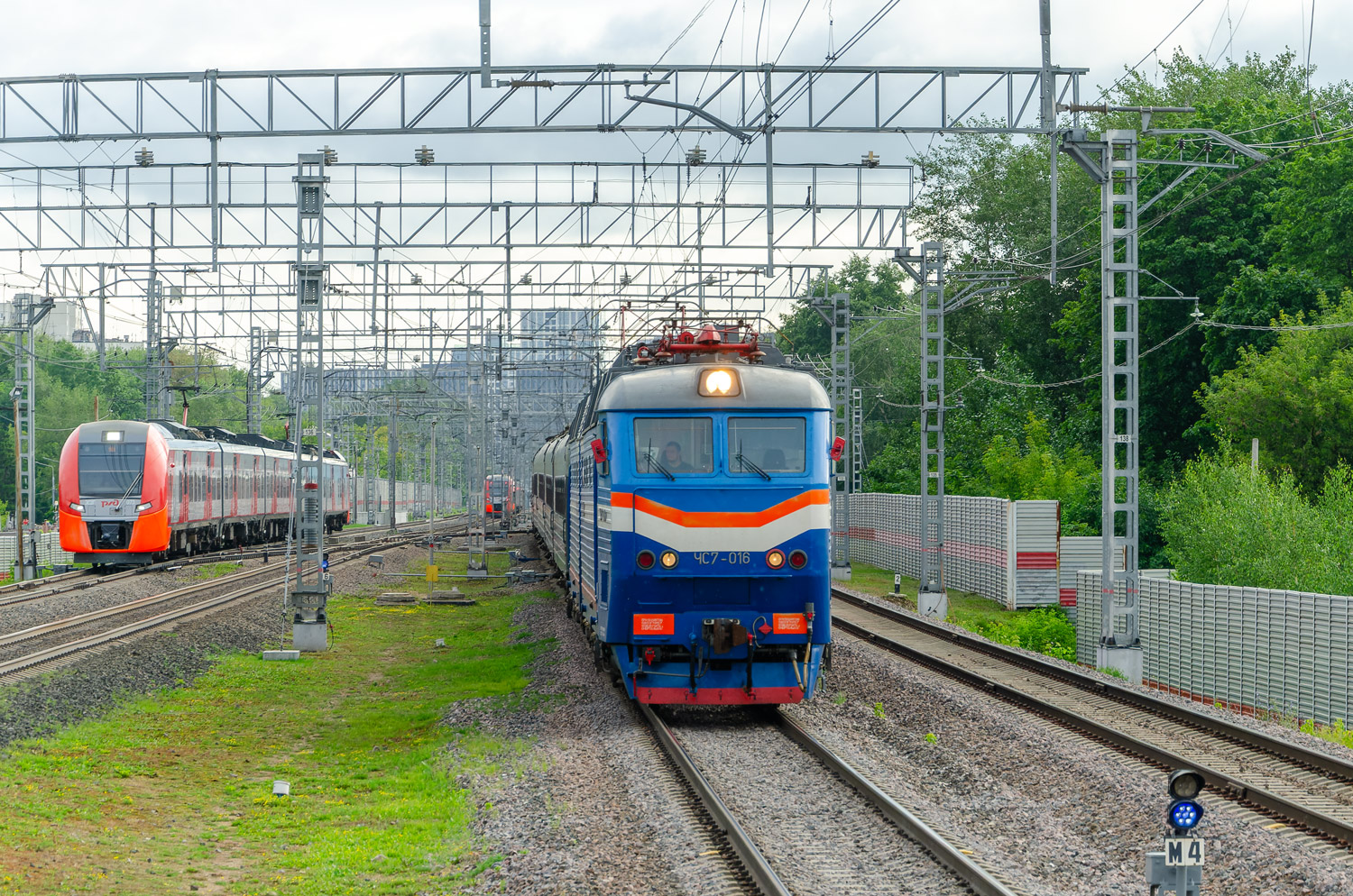 ЧС7-016
