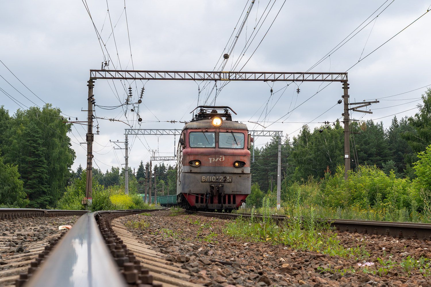 ВЛ10У-225