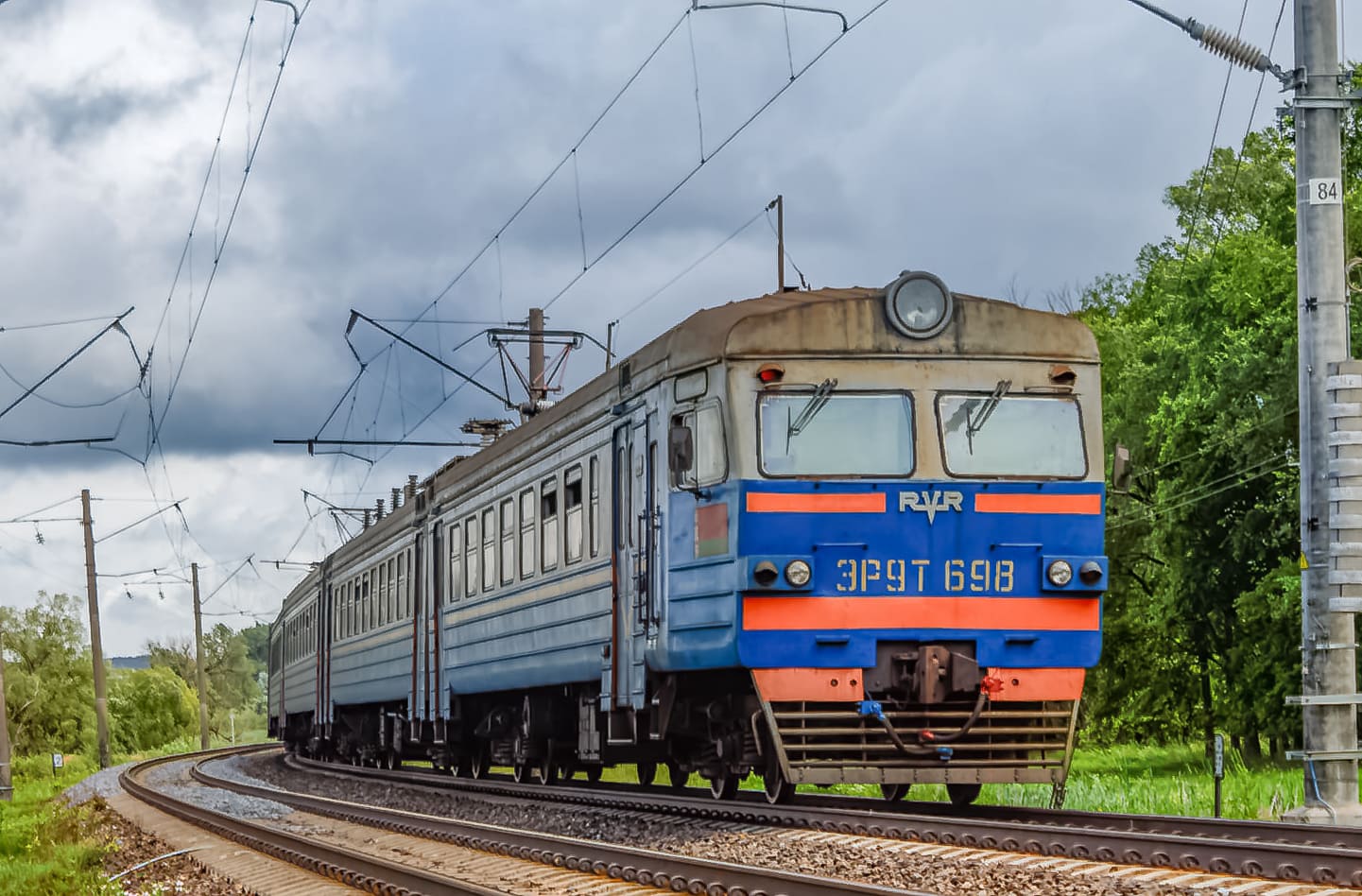 ЭР9Т-698