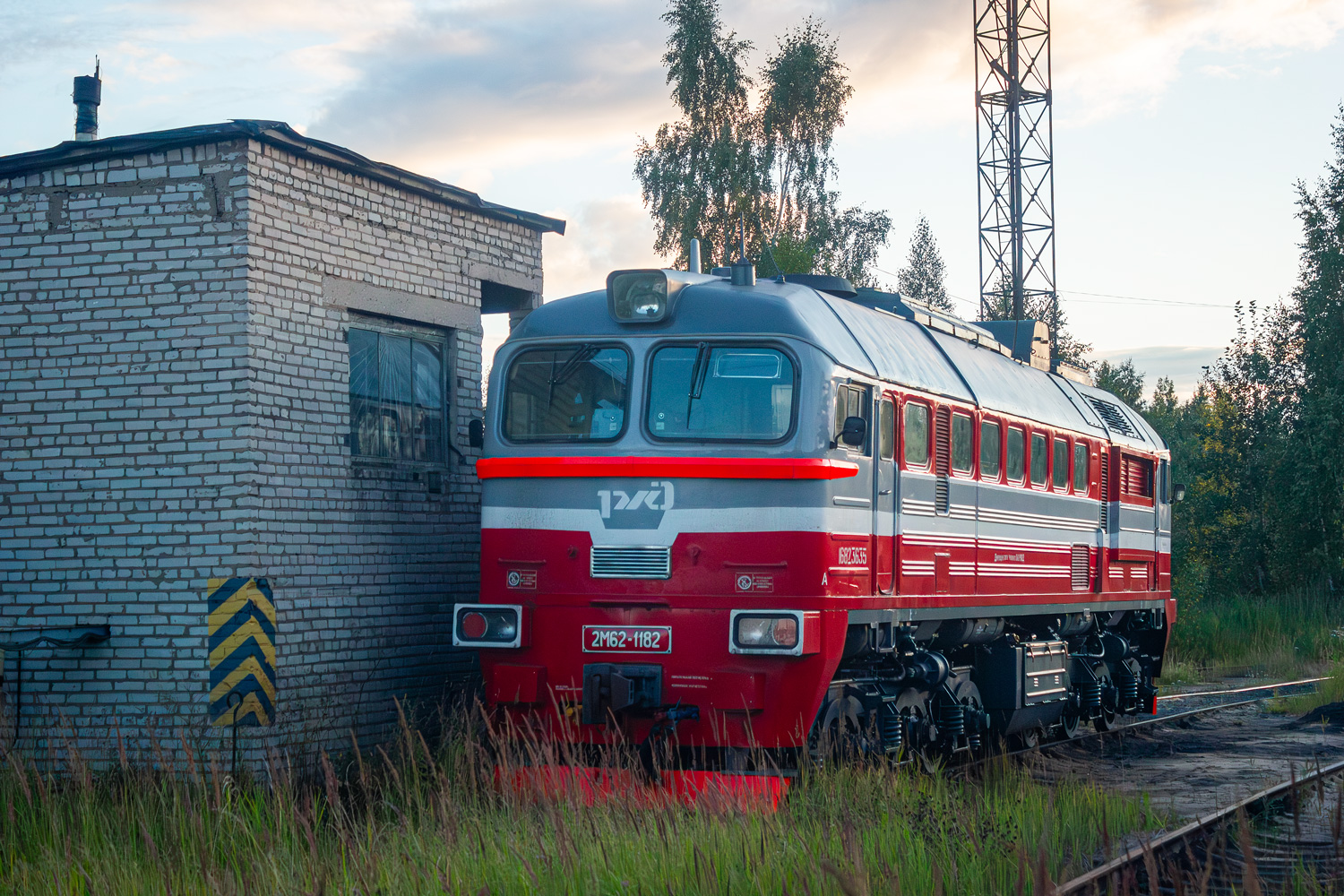 2М62-1182А