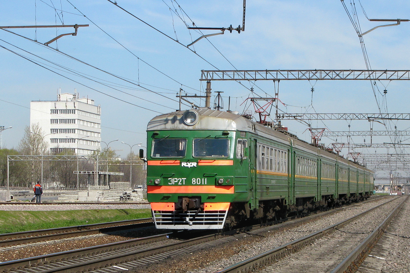 ЭР2Т-8011