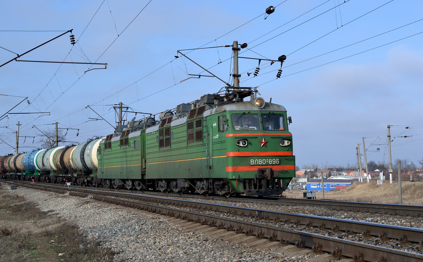 ВЛ80Т-896