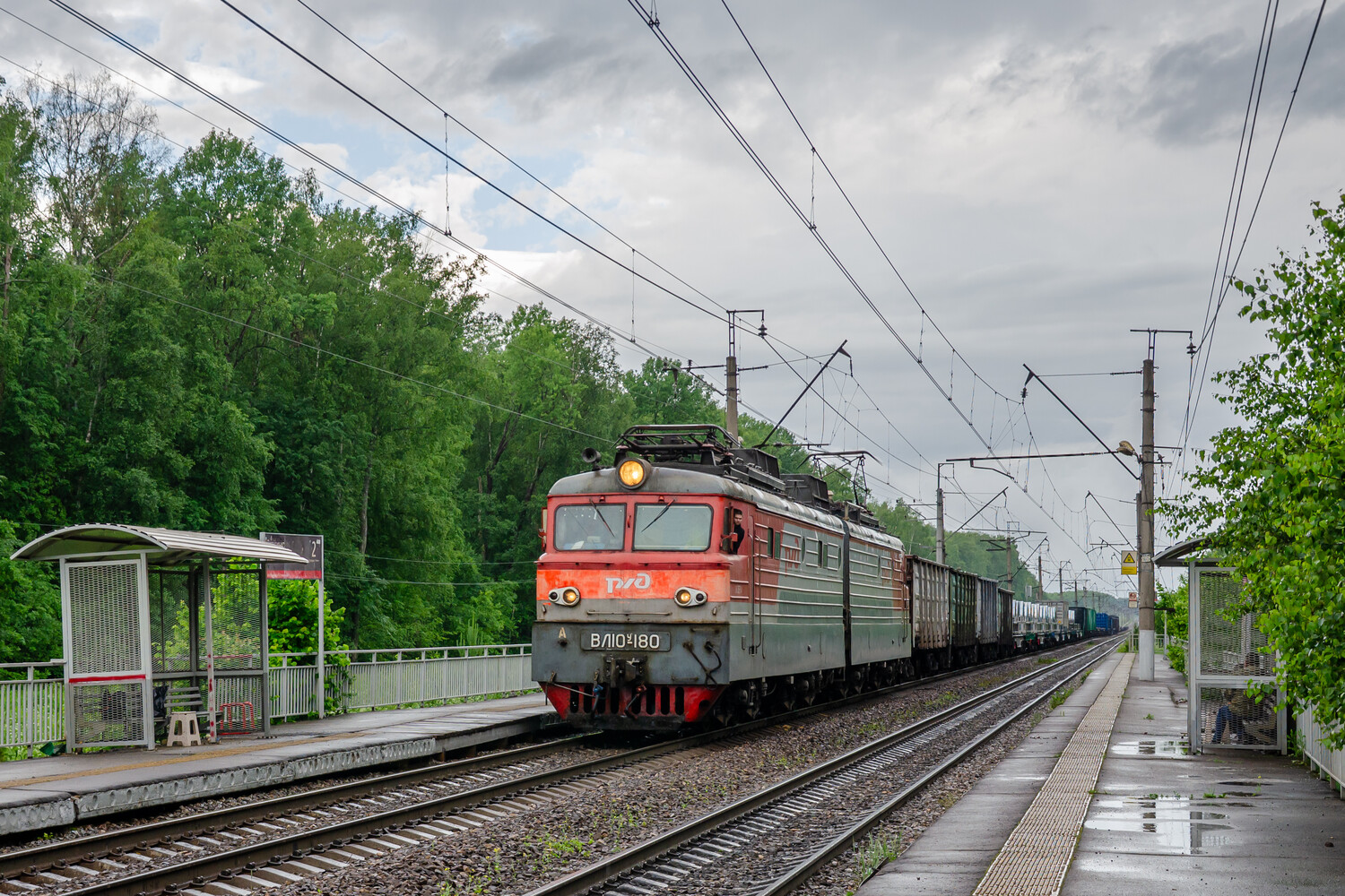 ВЛ10У-180