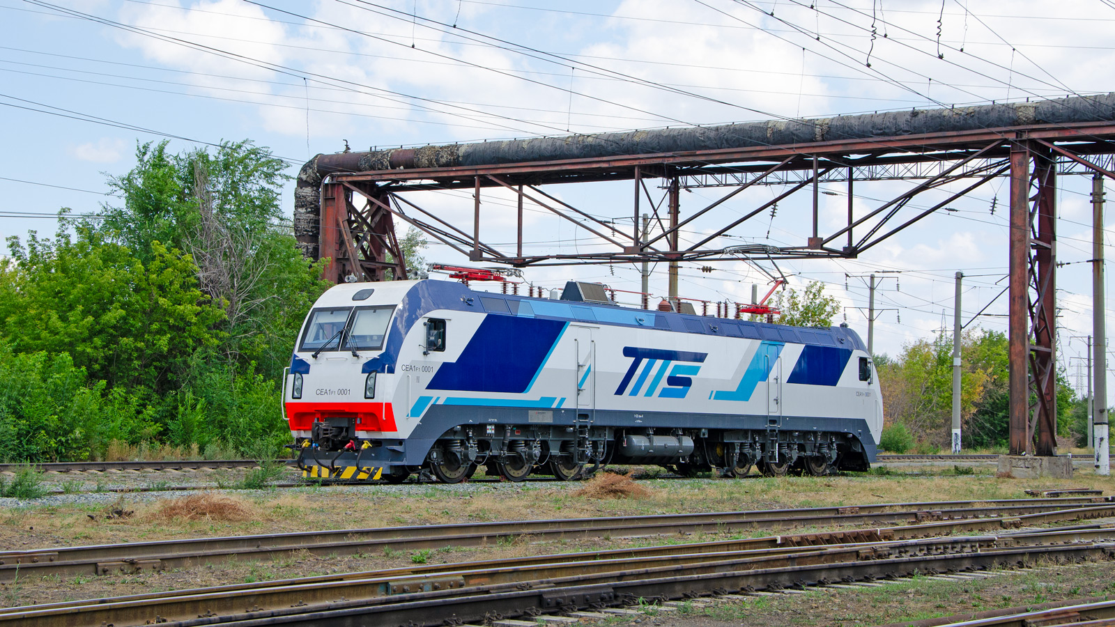 CEA1F1-0001