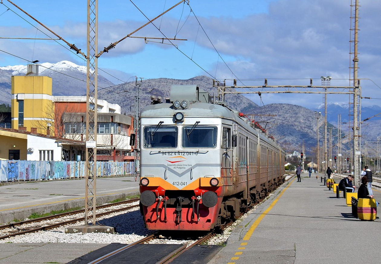 412-041