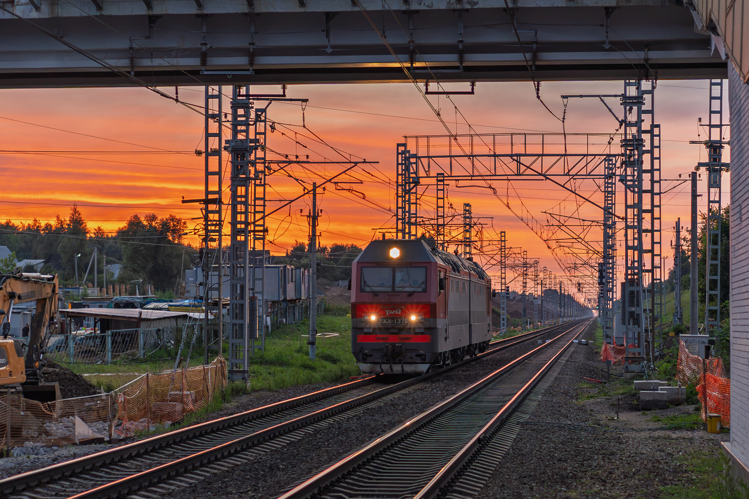 2ЭС6-1376