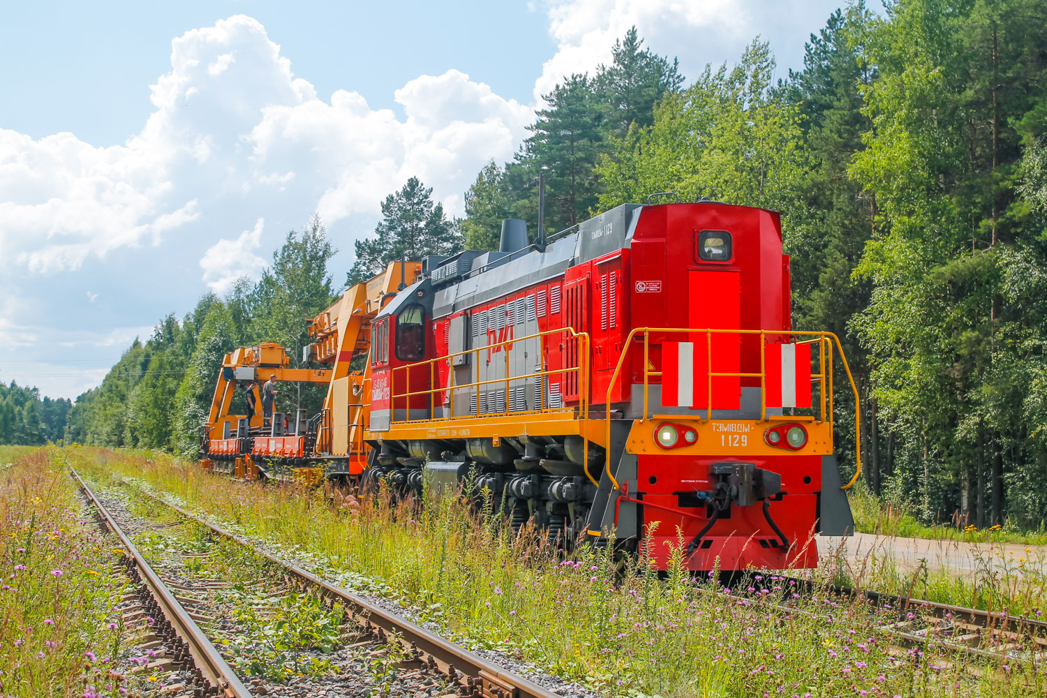 ТЭМ18ДМ-1129